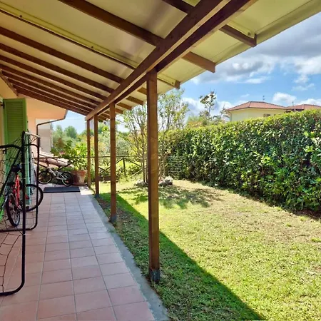 Daire Trilo Rosa Con Giardino, Aria Condizionata E Posto Auto *