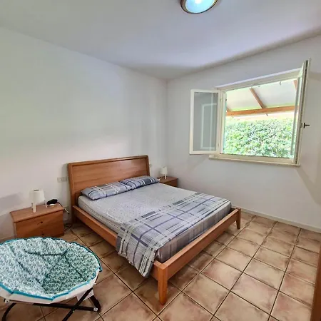 Apartamento Trilo Rosa Con Giardino, Aria Condizionata E Posto Auto *