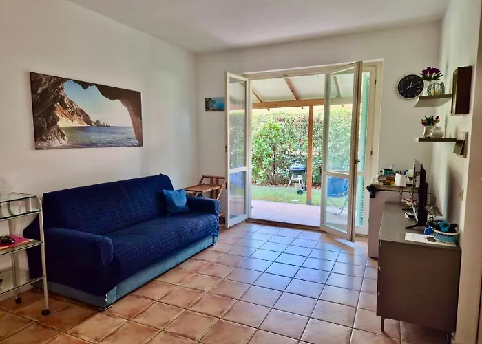 Trilo Rosa Con Giardino, Aria Condizionata E Posto Auto Apartamento *